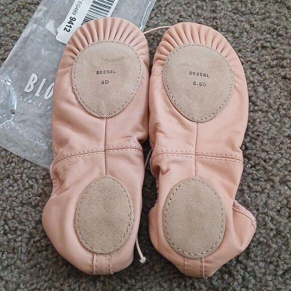 Bloch Dansoft II ballet shoes slippers  New  Sz 5.5D 6D - Picture 4 of 6